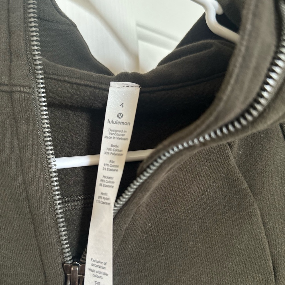Lululemon Olive Green Zip-Up Jacket